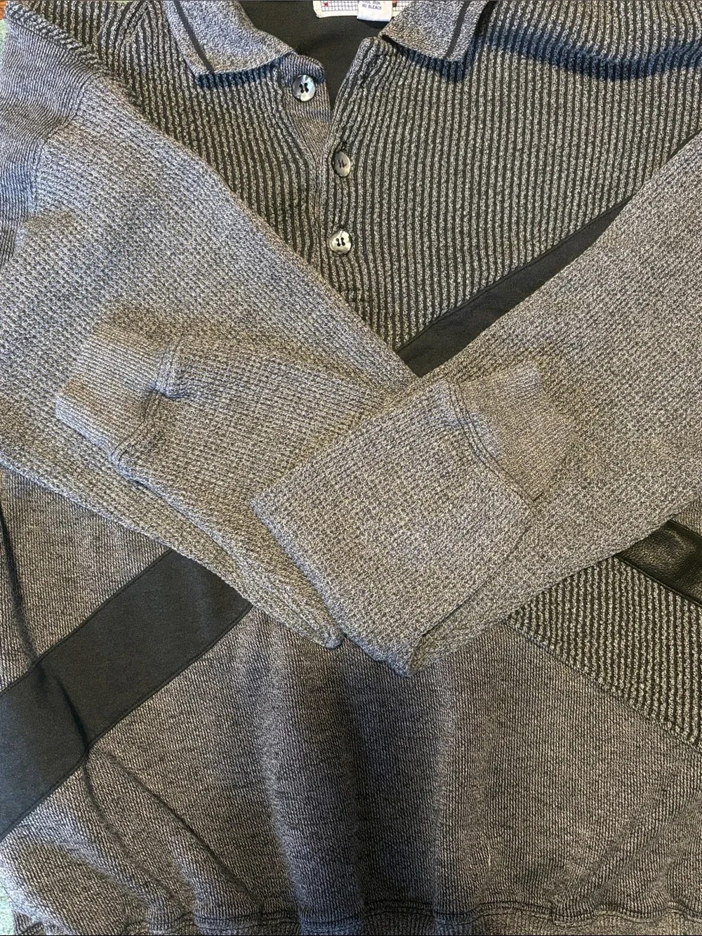 New Works Gray Knit Polo Pullover Black Stripe Panel Detail Men’s Size M Retro
